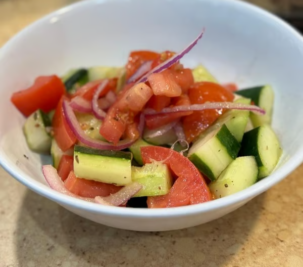 Tomato & Cucumber 16oz